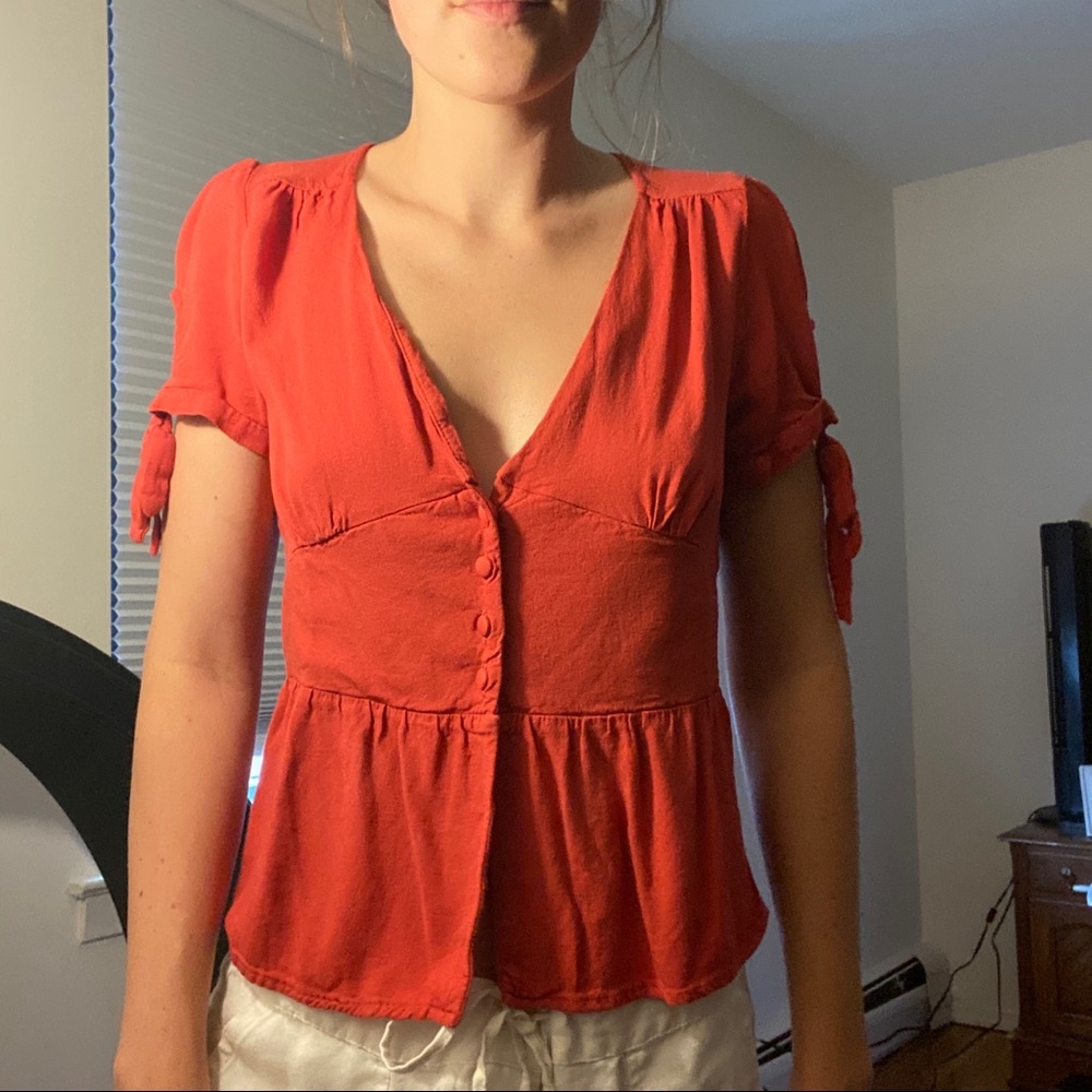 Urban romantics top